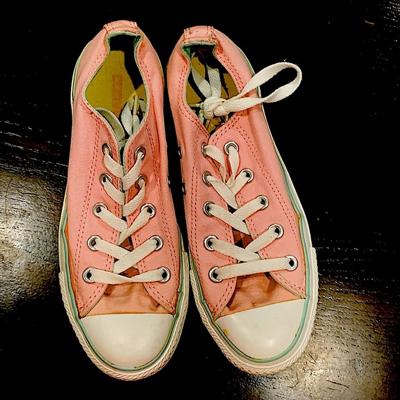 Pink converse - Picture 3 of 3